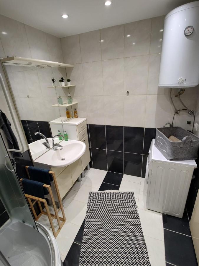 Studio Apartman Karler Karlovac Zewnętrze zdjęcie