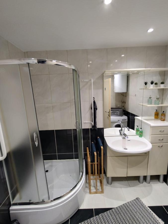 Studio Apartman Karler Karlovac Zewnętrze zdjęcie